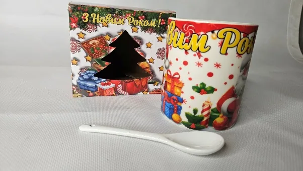 Чашка керамічна новорічна з ложкою, 300 мл