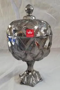 Цукерниця на ніжці з кришкою, 28×19 см